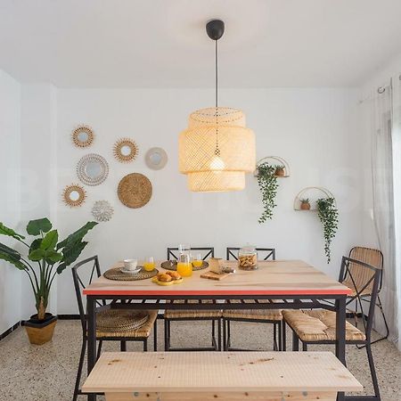 Cozy Apartment In Salinetas Beach. Buitenkant foto